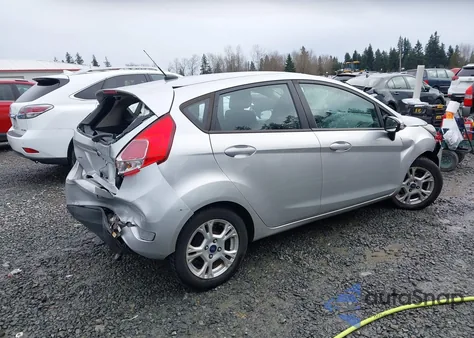 2014 Ford Fiesta Se z USA, uszkodzony, nr VIN 3FADP4EJ1EM235944